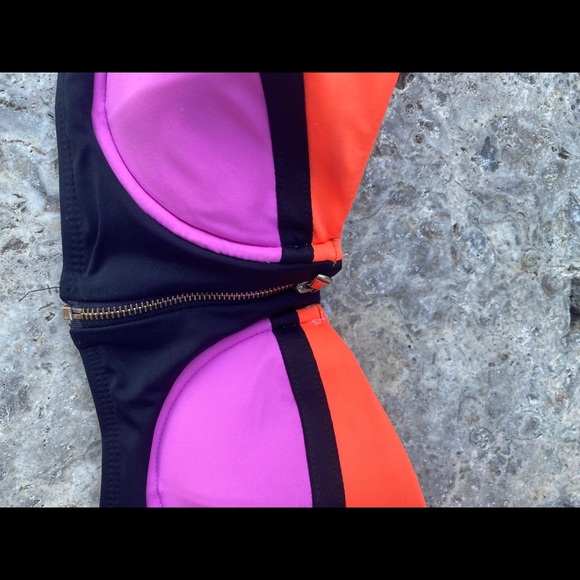 Multi colored bikini - Picture 3 of 4